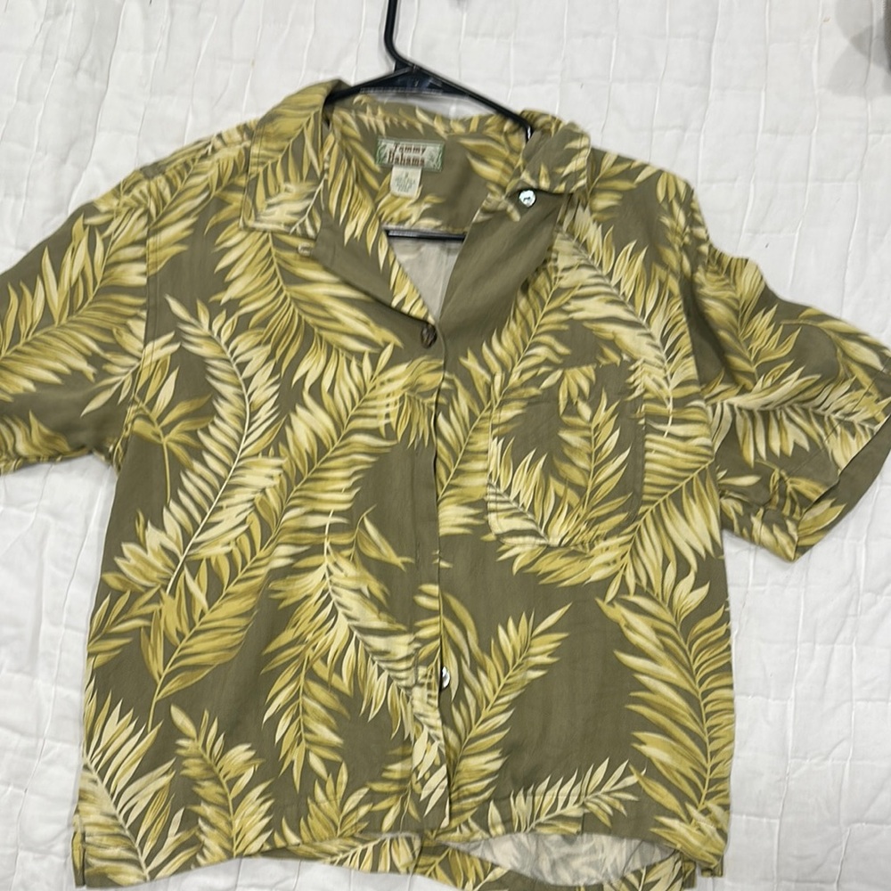 Tommy Bahama Green Notched Collar Button Down Shirt